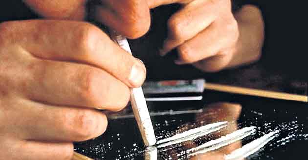 డ్రగ్స్‌ డొంక కదిలేనా?