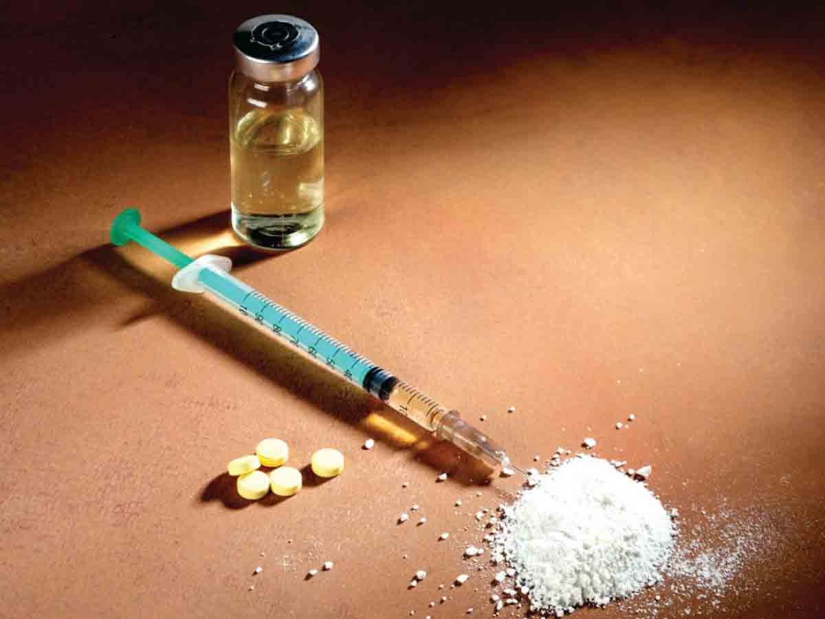 బర్త్‌డే పార్టీకి వెళ్లాడు.. చేయి కోల్పోయాడు