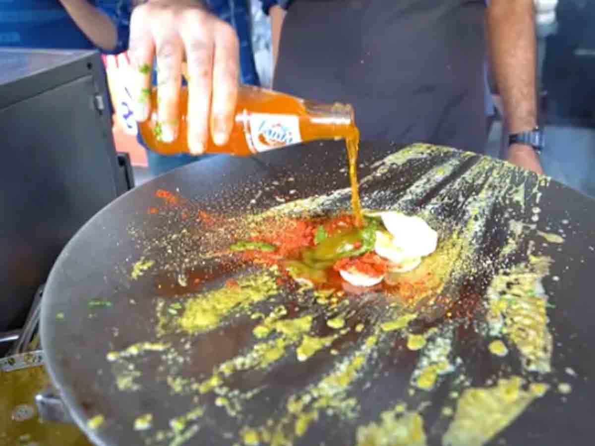 ఫాంటా డ్రింక్‌తో ఆమ్లెట్.. ధర చూస్తే కంగు‘తింటారు’!