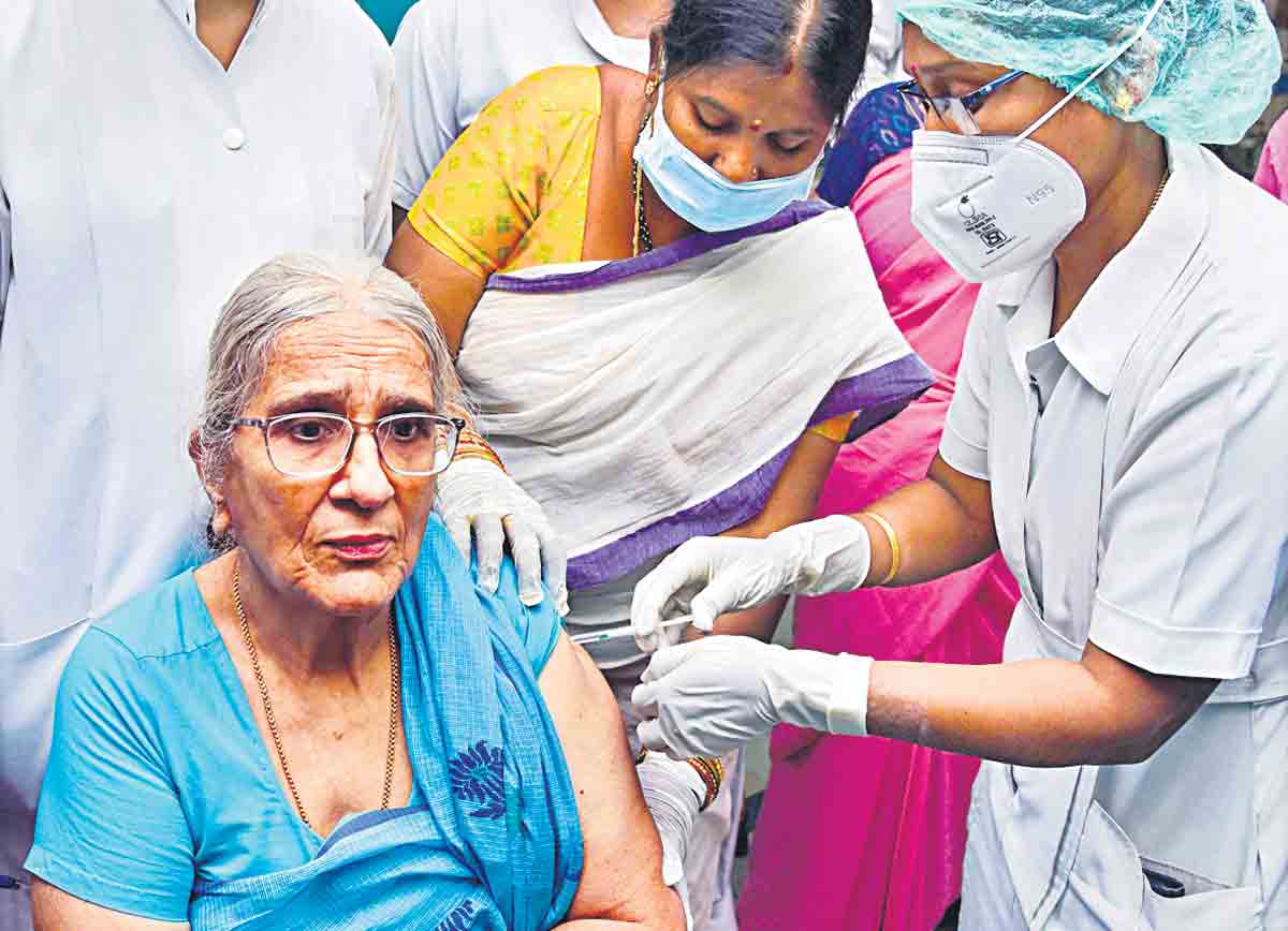 సింగిల్‌ డోస్‌ 100శాతం