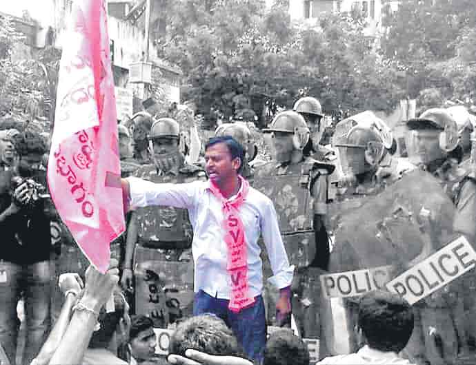 గెల్లు.. కేసీఆర్‌ విల్లు