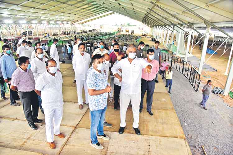 మా సాయం పది మీ 40 ఏది?