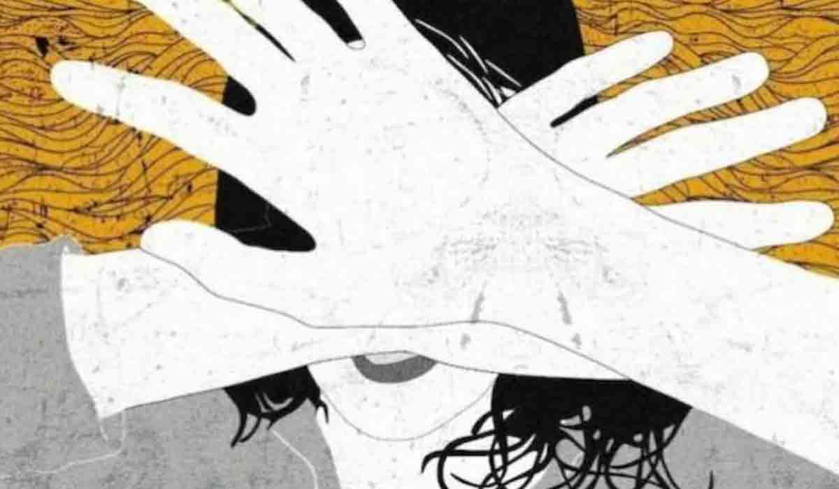 బాలికపై పలుమార్లు లైంగికదాడి.. గర్భం దాల్చడంతో ఆత్మహత్య