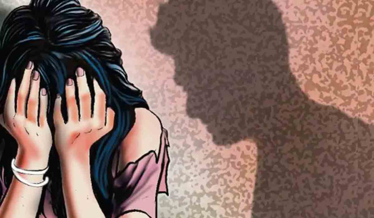 అక్కాచెల్లెళ్లపై అత్యాచారం, ఆపై ఆత్మహత్య చేసుకునేలా..