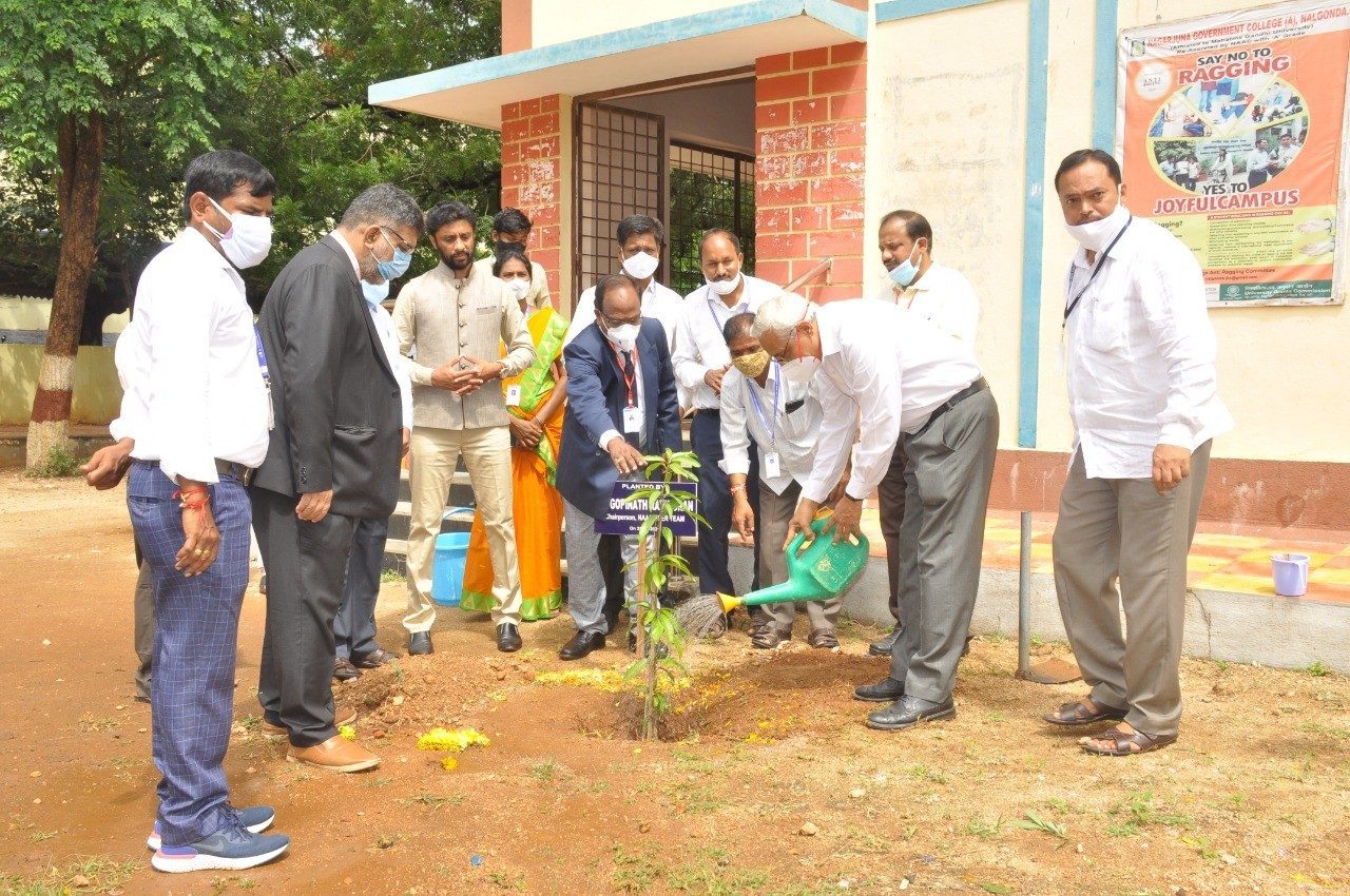 నల్లగొండ: ఎన్జీలో ముగిసిన న్యాక్ బృందం పర్యటన