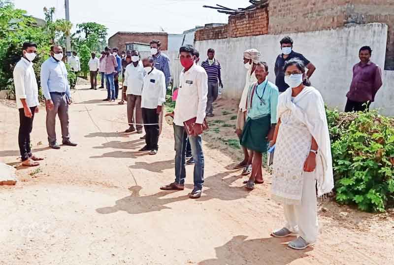 దళిత వాడల్లో మౌలిక వసతులు