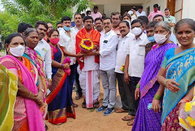 ‘పల్లె ప్రగతి’ సమస్యల పరిష్కారానికి ప్రతిపాదనలు అందించాలి