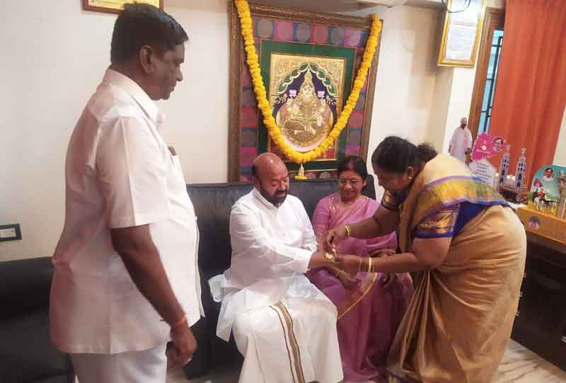 ఘనంగా రక్షాబంధన్‌