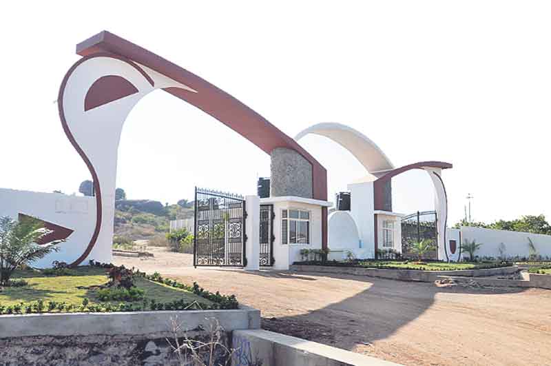 పోలీసుల చేతికి ‘ప్రశ్నాపత్రం లీకేజీ’