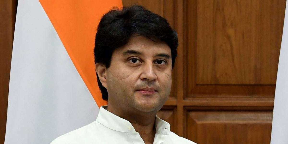 దేశంలో గరిష్ఠ స్థాయికి విమాన ప్రయాణాలు : కేంద్రమంత్రి