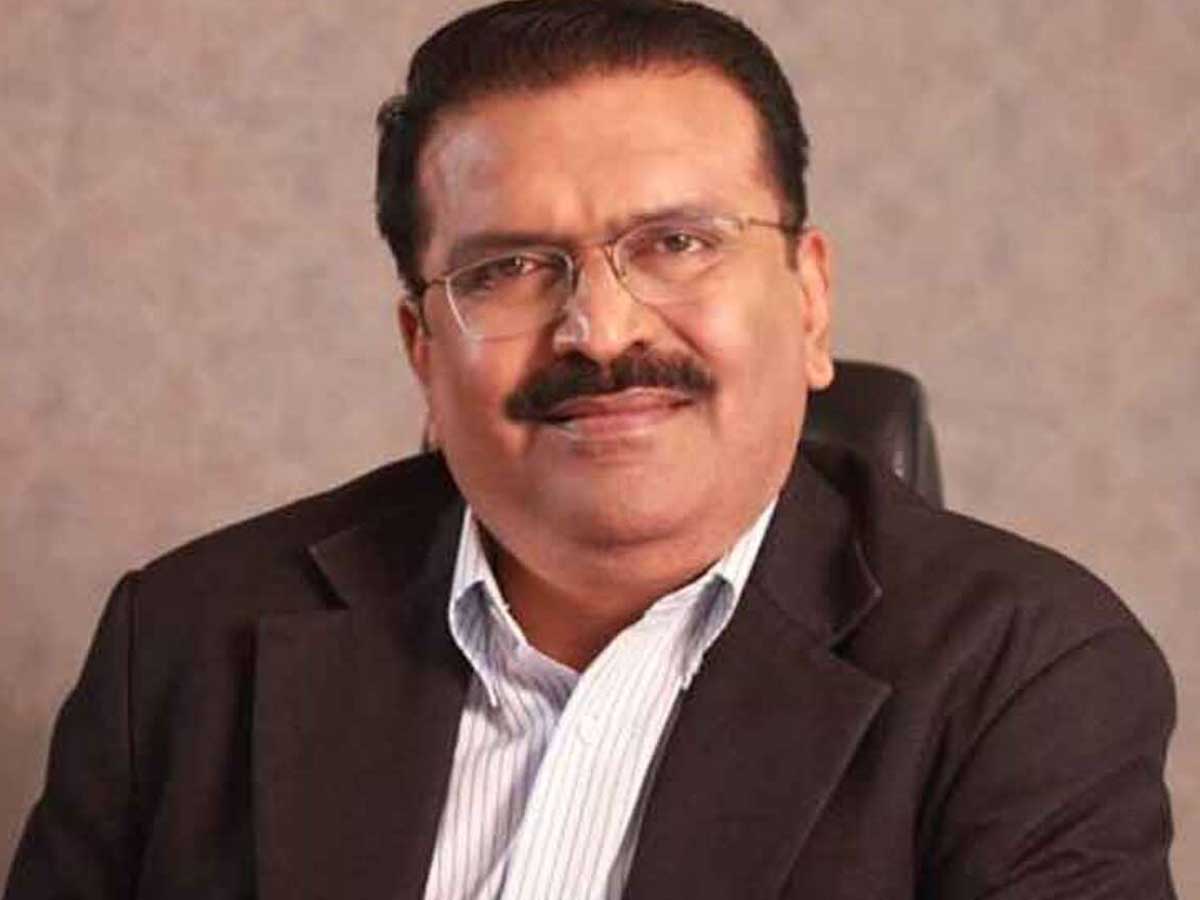 పోలీసుల కస్టడీకి కార్వి చైర్మన్‌.. నాంపల్లి సీసీఎస్‌కు తరలింపు