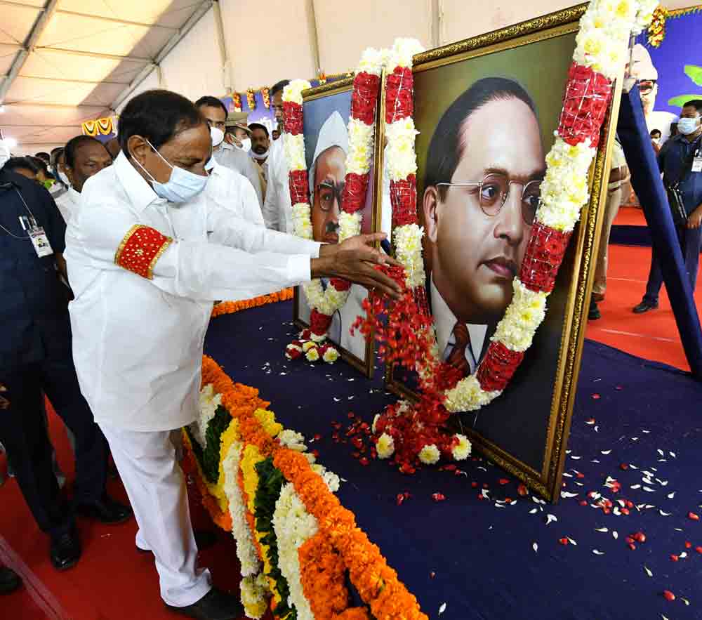 సార్‌ అడుగులో అడుగు వేద్దాం!