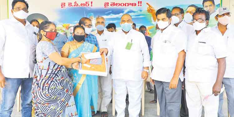 సంక్షేమానికి చిరునామా తెలంగాణ