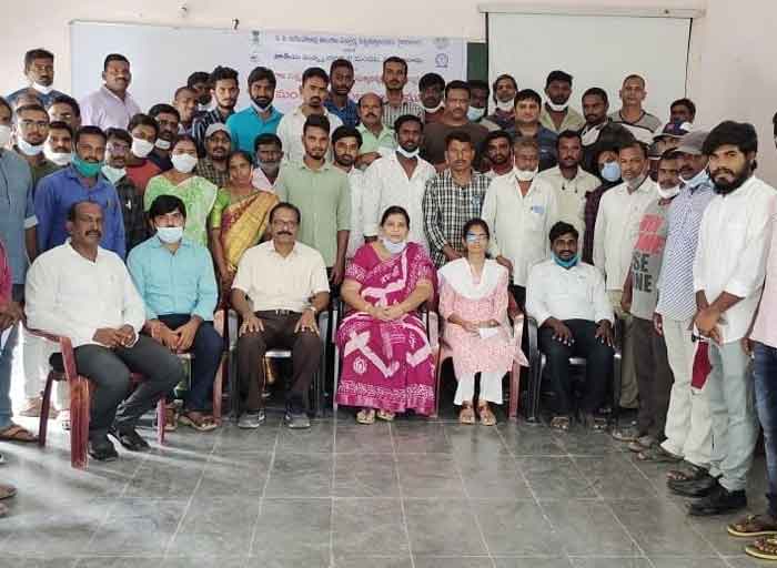 లాభాల బాటలో మత్స్య పరిశ్రమలు