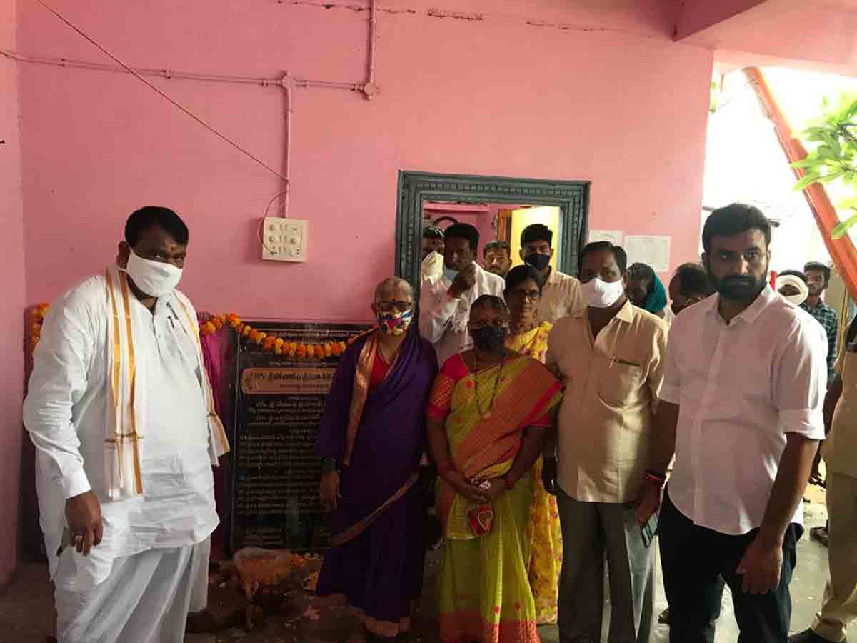 Kamareddy : పలు అభివృద్ధి పనులను ప్రారంభించిన స్పీకర్ పోచారం