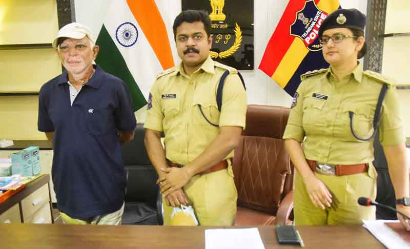 మావోయిస్టు సీతారామిరెడ్డి లొంగుబాటు