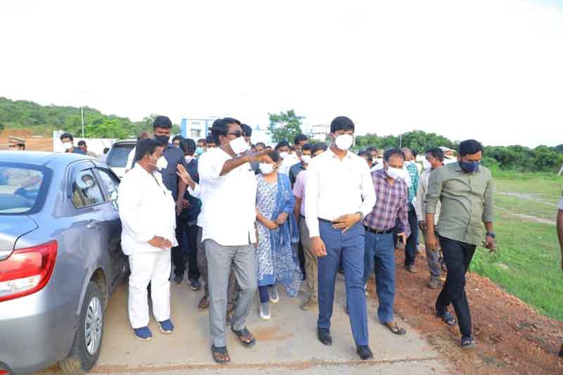 ‘మెగా పార్క్‌’ను తీర్చిదిద్దాలి