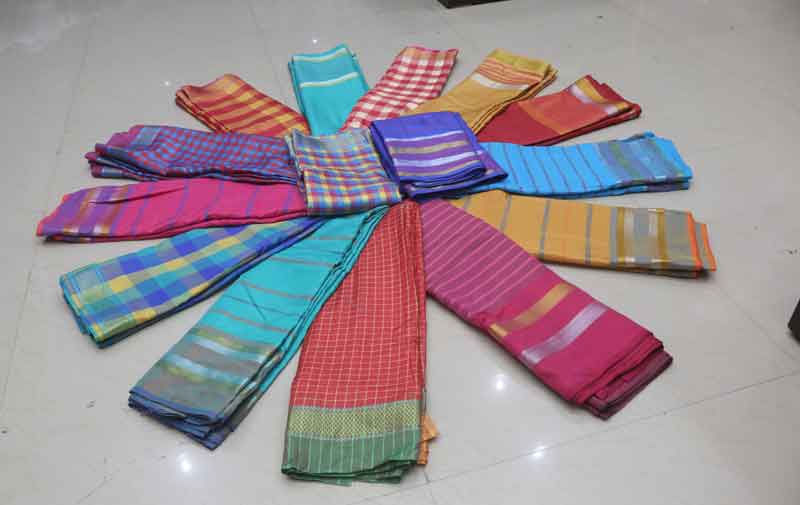 జిల్లాకు చేరె బతుకమ్మ సారె