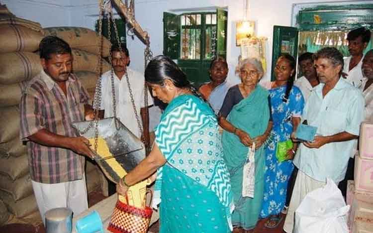 రేషన్‌ డీలర్ల భర్తీకి దరఖాస్తులు