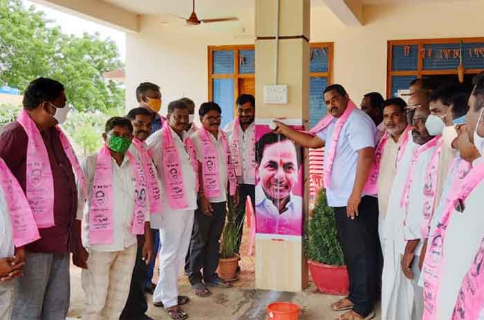 రుణమాఫీపై సర్వత్రా హర్షం