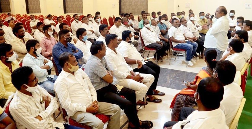 మున్నూరు కాపులకు అండగా కేసీఆర్‌