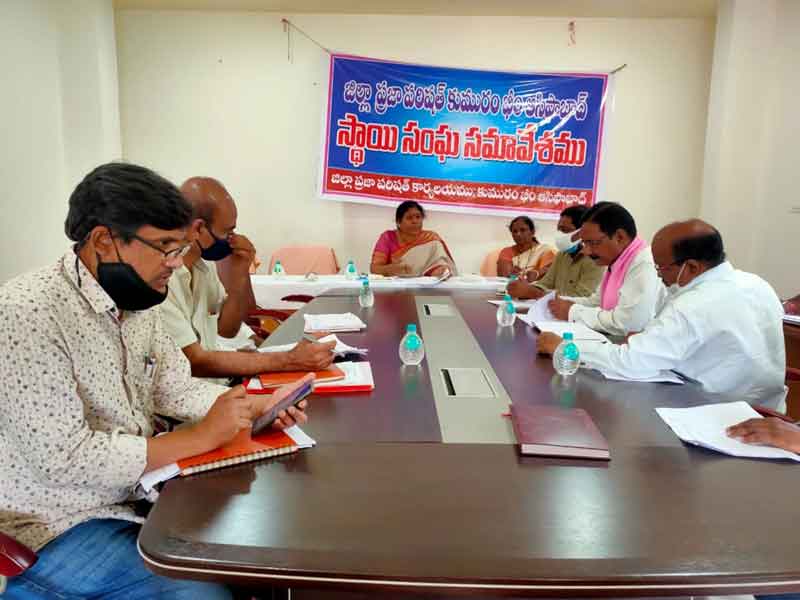 జిల్లా అభివృద్ధికి కలిసికట్టుగా కృషి చేయాలి