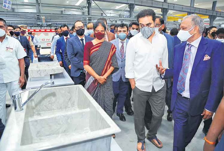 ఏడేండ్లలో..15,000 పరిశ్రమలు