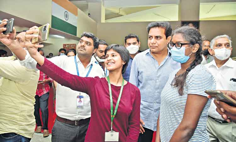 Dalit Bandhu | దళిత బంధు దేశానికే రోల్‌మోడల్‌