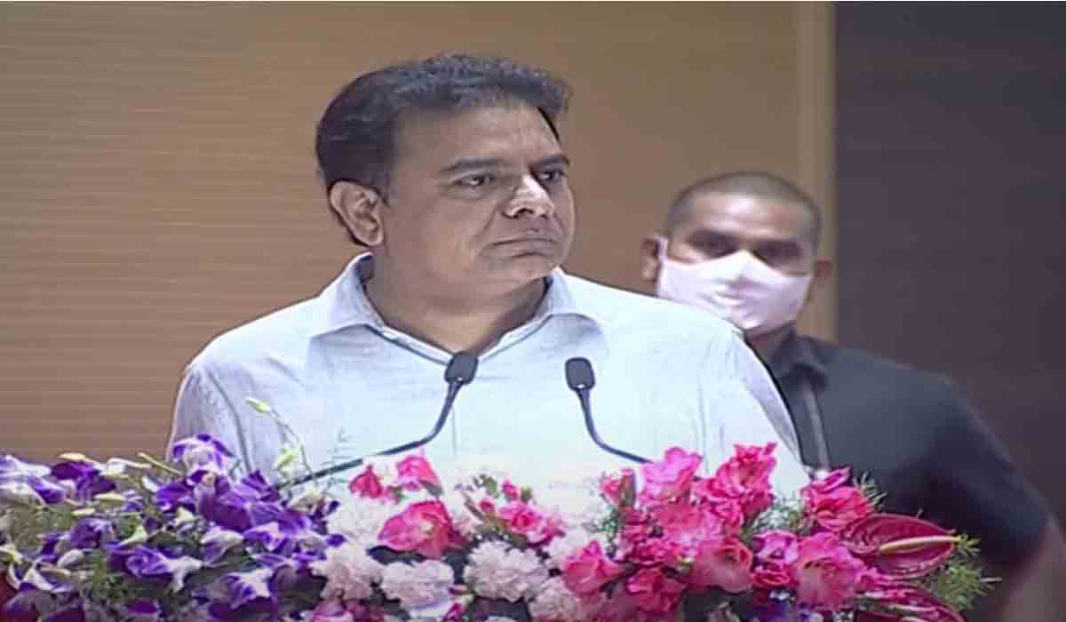 వృద్ధిరేటులో దూసుకెళ్తున్న తెలంగాణ : కేటీఆర్