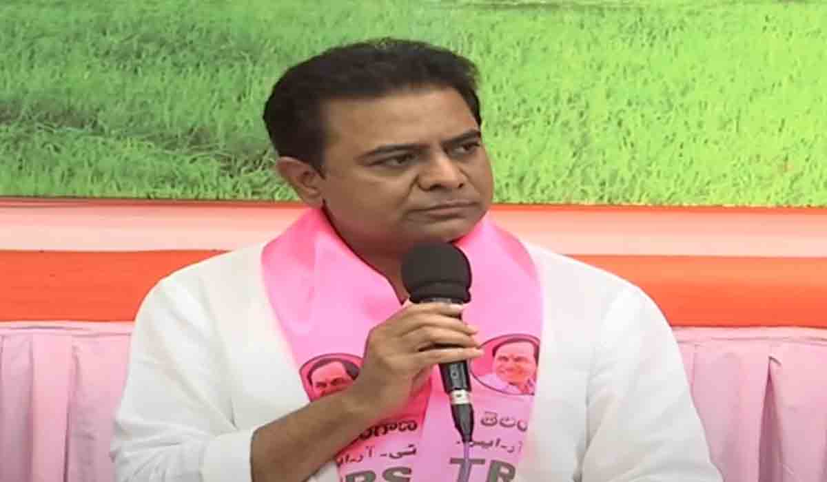 ఆ చిలుక మ‌న‌దే.. ప‌లుకు ప‌రాయిది.. రేవంత్ రెడ్డిపై కేటీఆర్ సెటైర్..