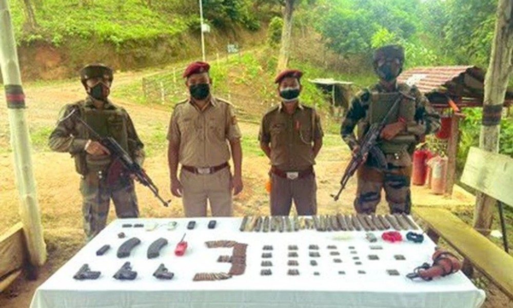 మిజోరాంలో భారీగా పేలుడు పదార్థాల స్వాధీనం