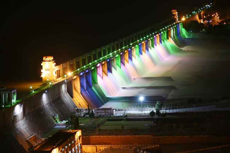 జల పరవళ్లు