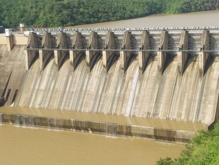 తగ్గిన వరద