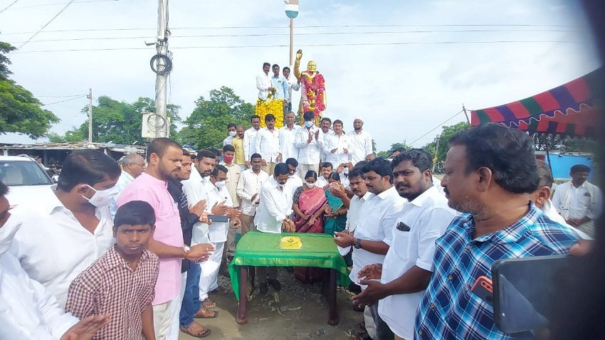 పేదల గుండెలో చిరస్థాయిగా నిలిచిన వ్యక్తి