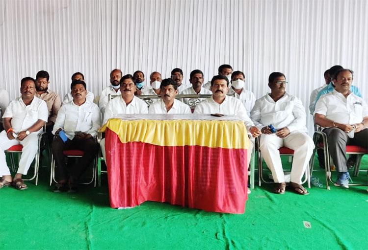 చర్చకు వచ్చాం..మీరెక్కడ?