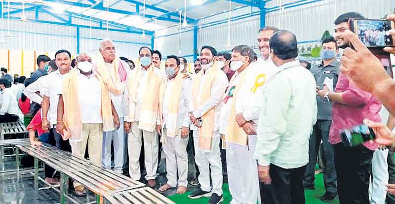 నిత్యాన్నదానం.. నిత్య కల్యాణం కావాలి