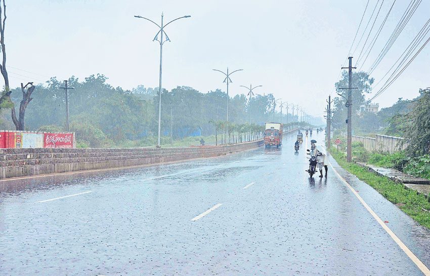 వానొచ్చె..వరదొచ్చె..