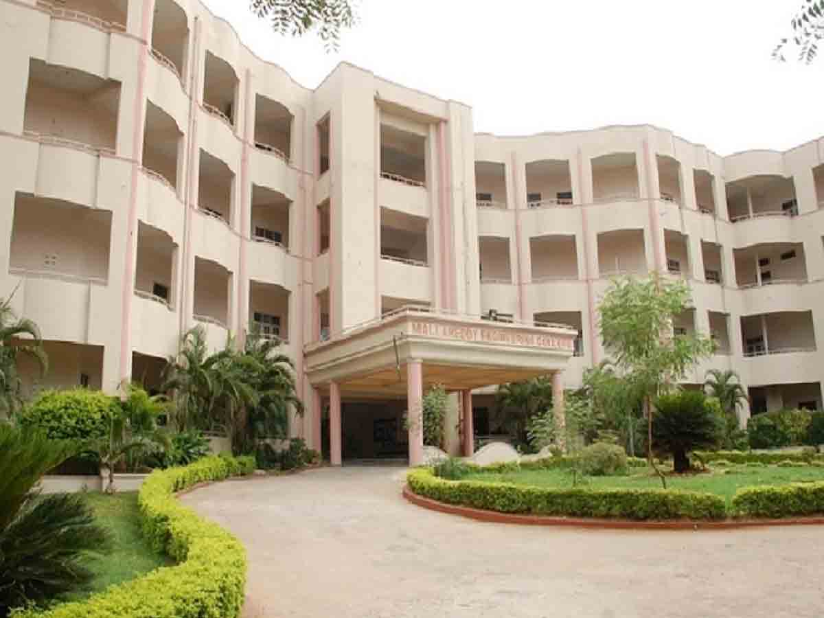మల్లారెడ్డి ఇంజినీరింగ్ కళాశాలకు ఏఐసీటీఈ గ్రాంట్ మంజూరు..