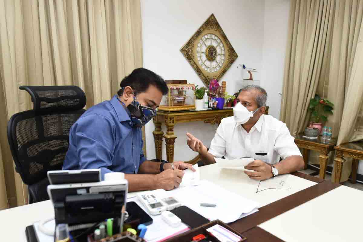 వేములవాడలో రూ.20 కోట్లతో అభివృద్ధి పనులు : మంత్రి కేటీఆర్‌