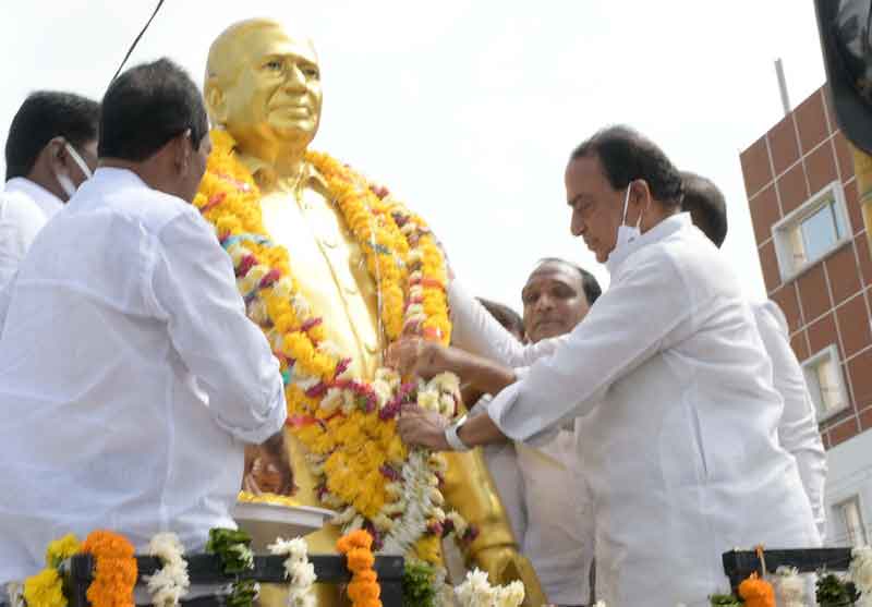 టీఆర్‌ఎస్‌తోనే దళితుల అభివృద్ధి