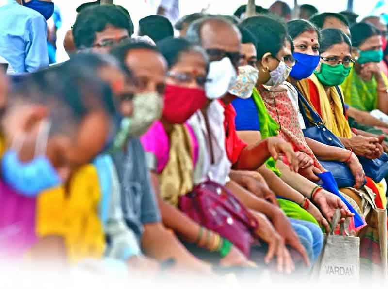 అపోహ వీడి.. వ్యాక్సిన్ కు కదిలి