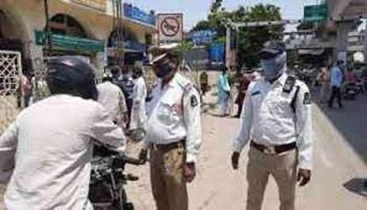 భారీగా ఈ-చలాన్లు..!