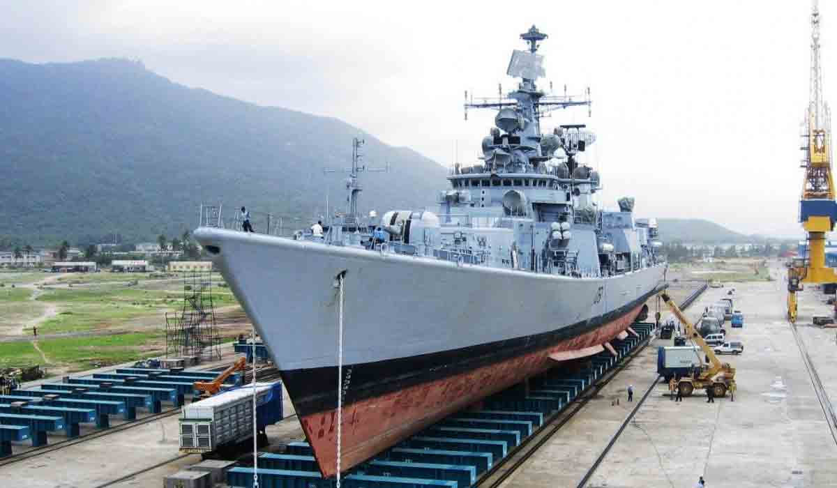 Job news: నేవల్‌ షిప్‌ రిపేర్‌ యార్డ్‌లో 302 ట్రేడ్‌ అప్రెంటిస్‌లు