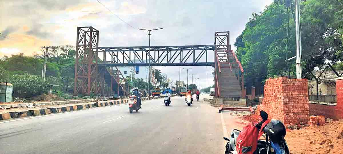 రూ.50 కోట్లు.. 18 ఎఫ్‌ఓబీలు