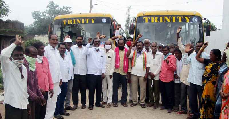 ‘దళితబంధు’కు కదిలిన దండు