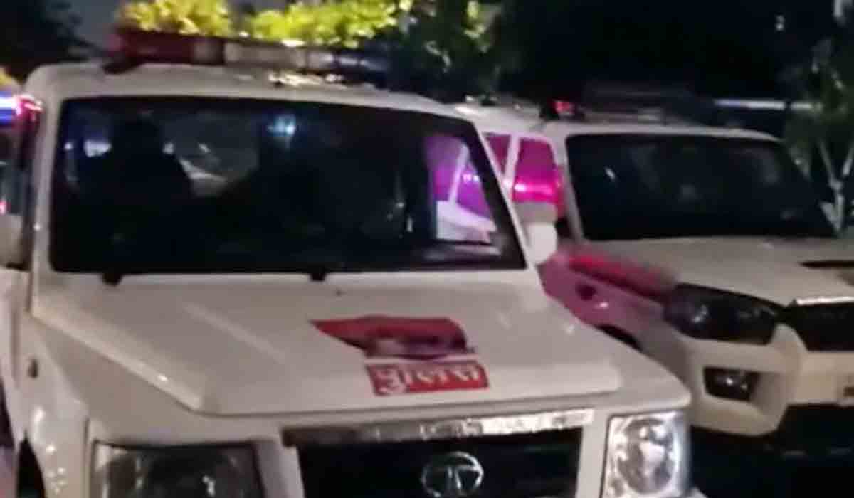 అనుమానంతో భార్య జ‌న‌నేంద్రియాల‌ను కుట్టేశాడు..