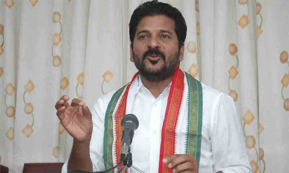 Revanth Reddy |  రేవంత్‌రెడ్డి సొంత జిల్లా పాలమూరు కాంగ్రెస్‌లో ముసలం.. సీనియర్లను తప్పించే వ్యూహంలో పీసీసీ చీఫ్ ?