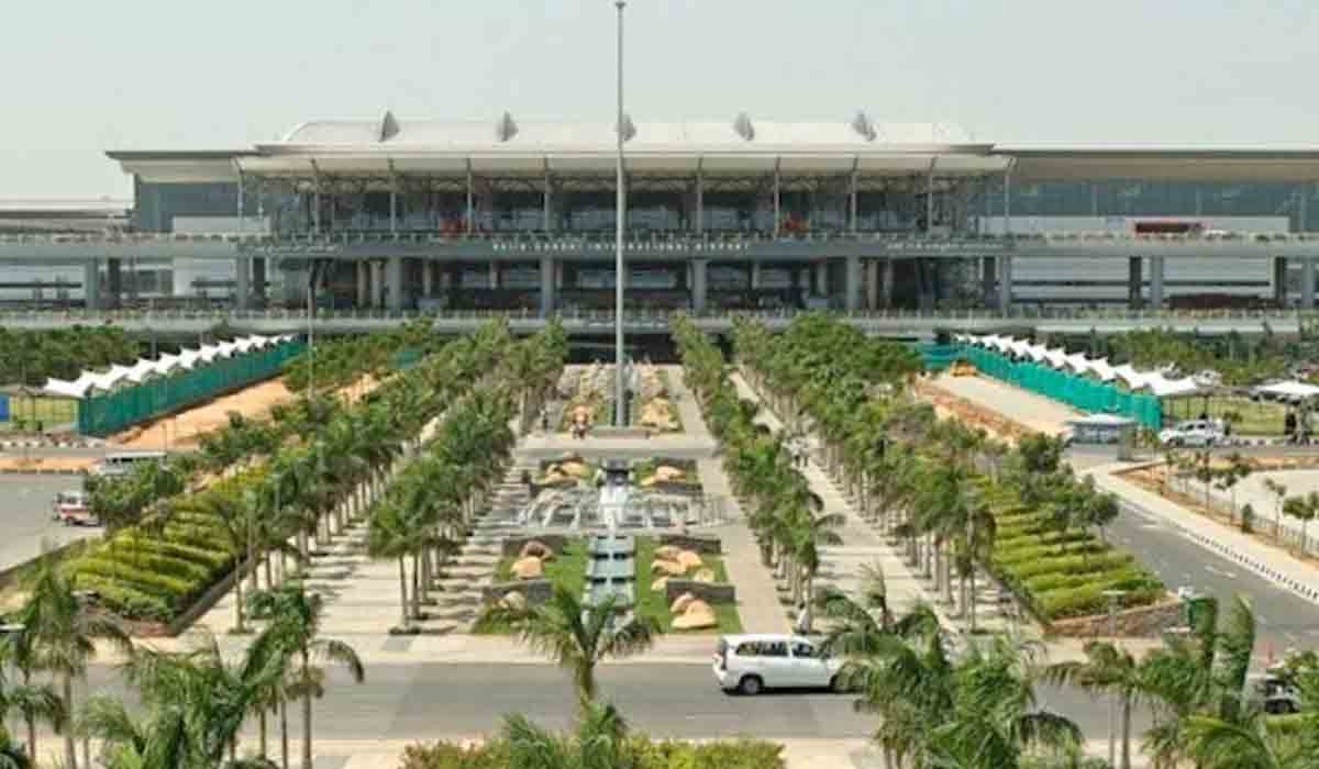 శంషాబాద్ ఎయిర్‌పోర్టులో 3 కిలోల బంగారం స్వాధీనం