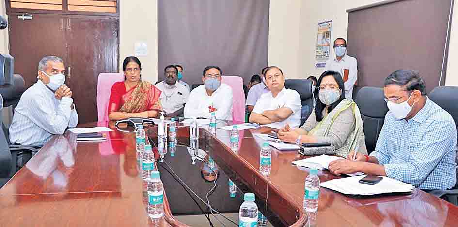 తరగతి గదులు సిద్ధం చేయాలి