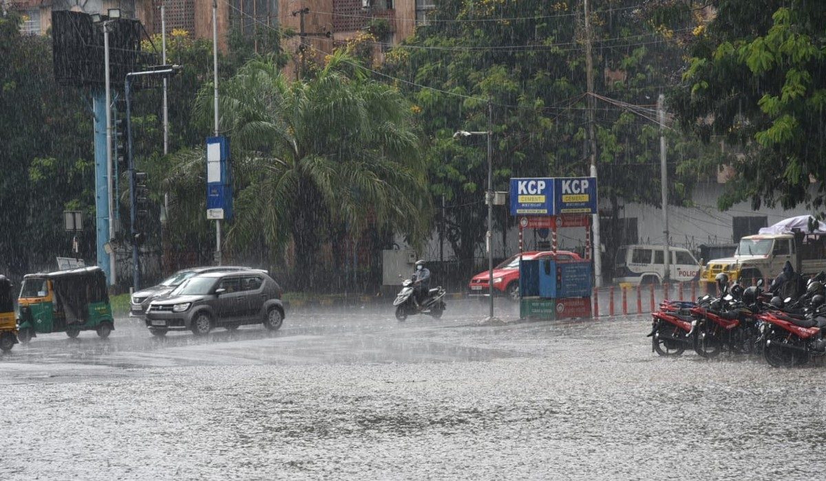 Rain | హైదరాబాద్‌లో పలు చోట్ల వర్షం